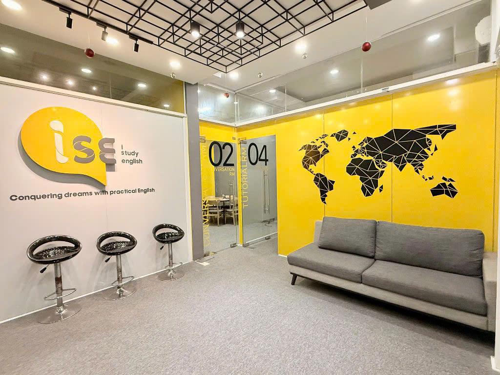 Thumbnail of z6507378993769_83d04b29bbfaa8a737afbbe563518a5d